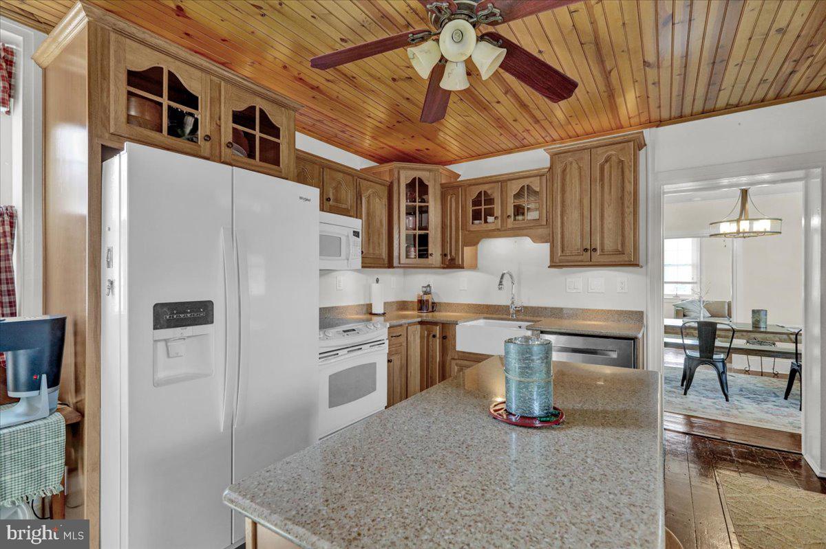726 Mountain View Road Reading, PA 19607 - Photo 11 of 30