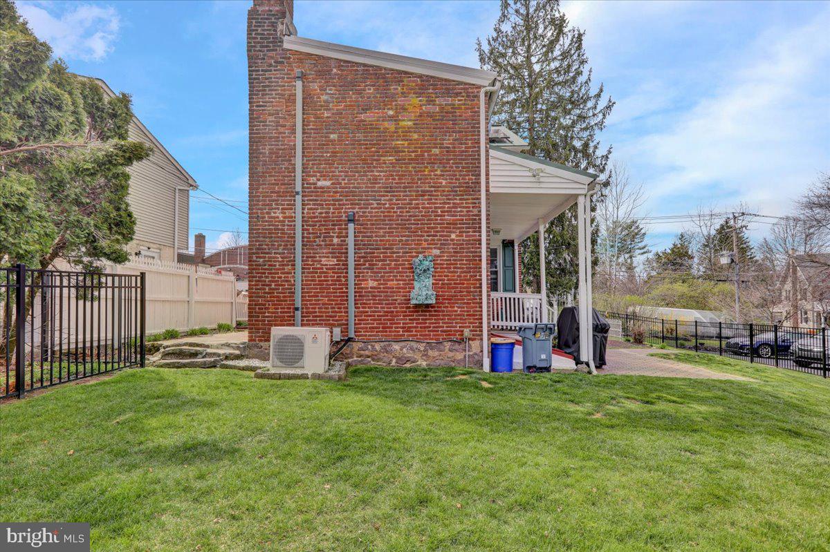 726 Mountain View Road Reading, PA 19607 - Photo 27 of 30
