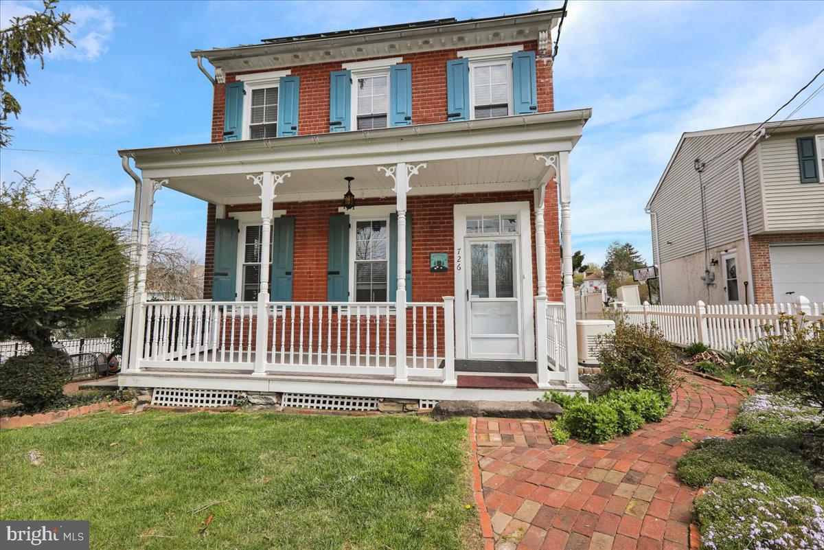 726 Mountain View Road Reading, PA 19607 - Photo 4 of 30