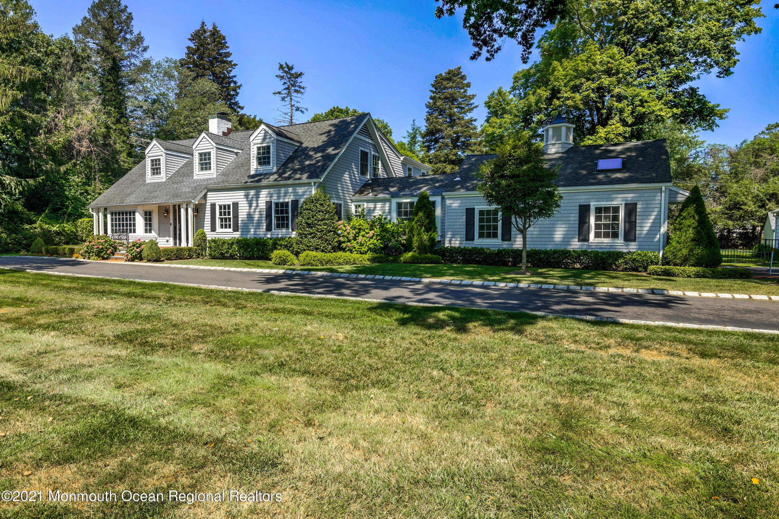 82 Rumson Road Rumson, NJ 07760 - Photo 3 of 64 03_House Front-4
