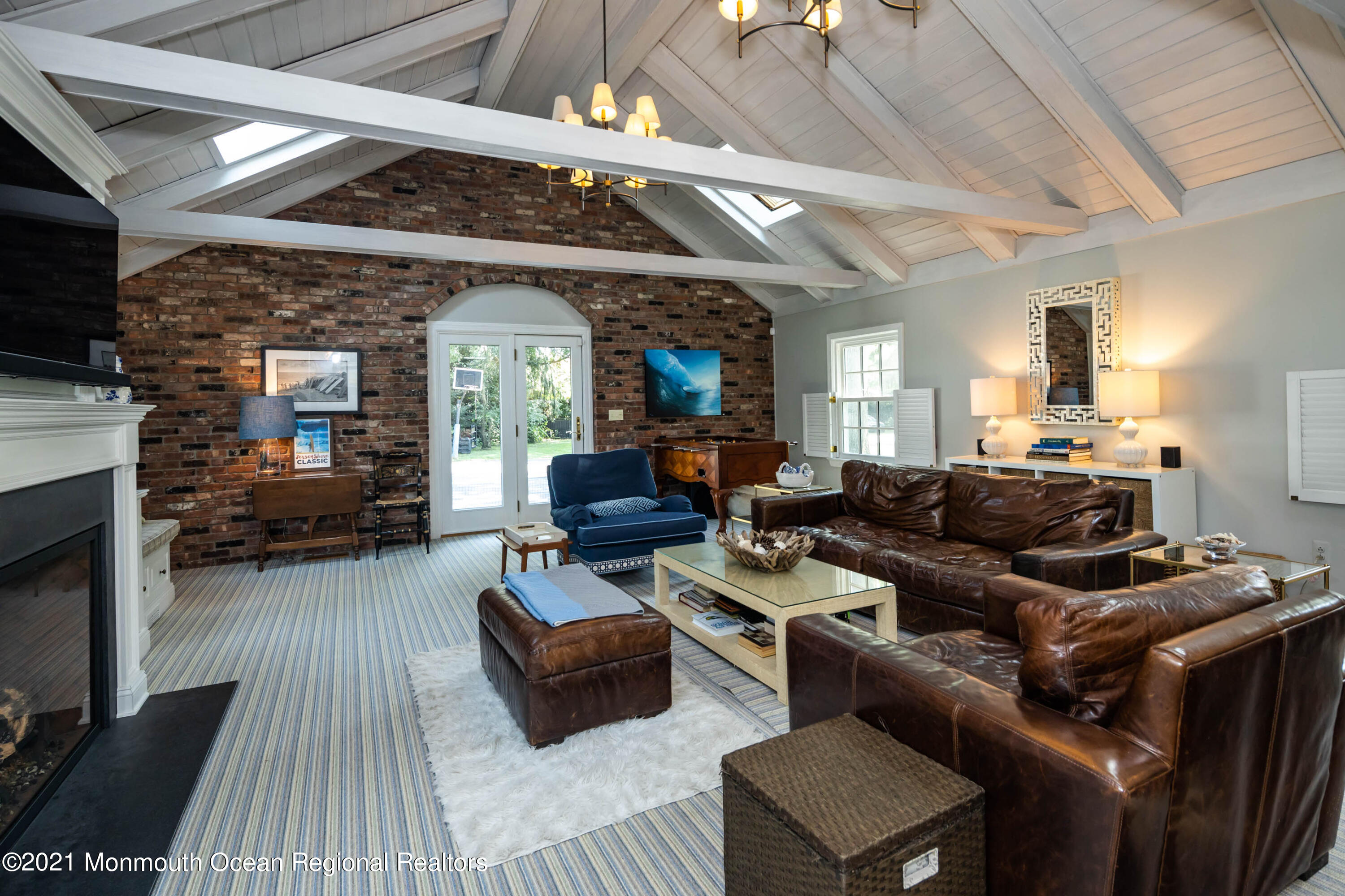 82 Rumson Road Rumson, NJ 07760 - Photo 44 of 64 44_Family Room-2