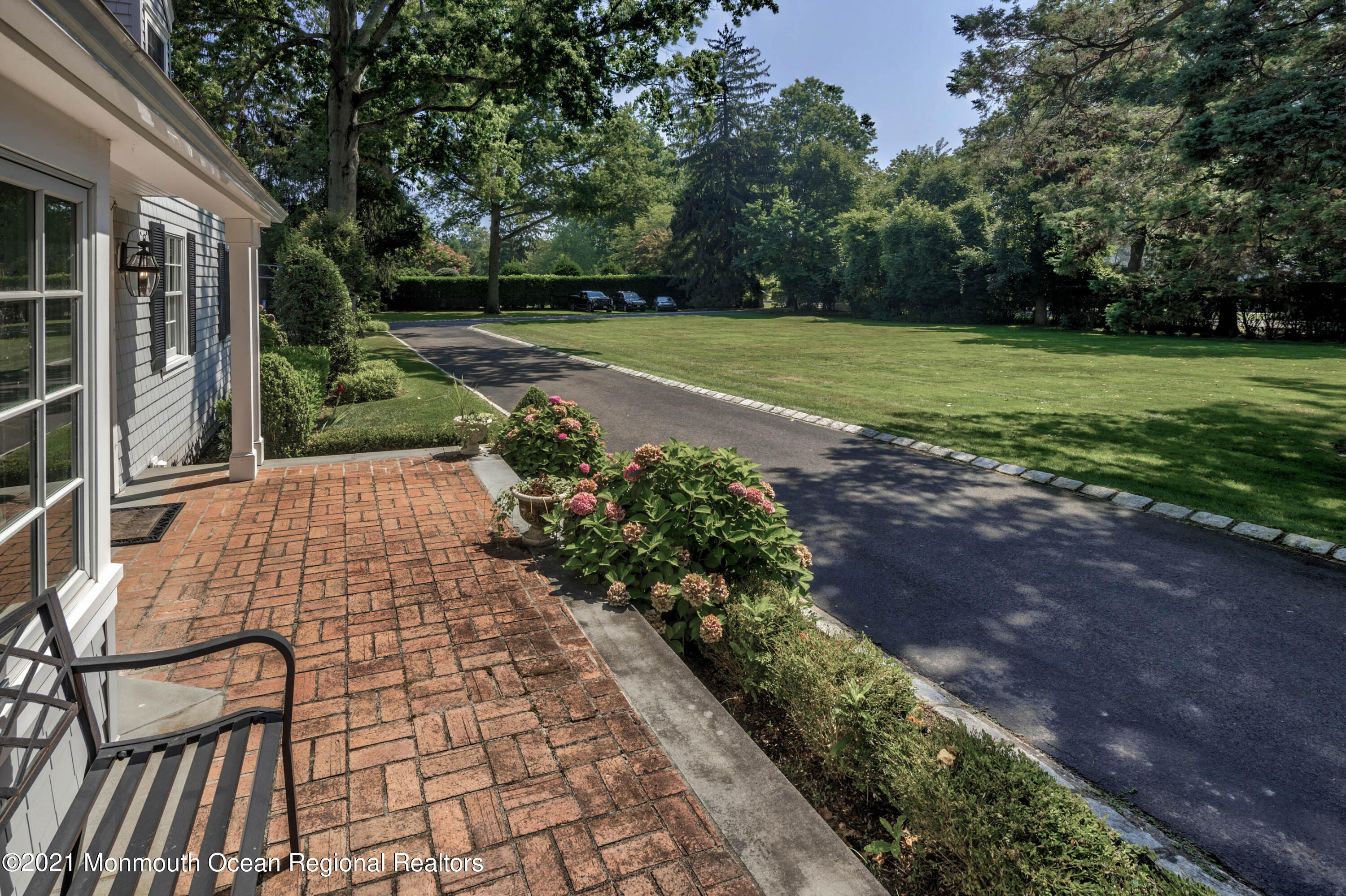 82 Rumson Road Rumson, NJ 07760 - Photo 5 of 64 05_Front Patio