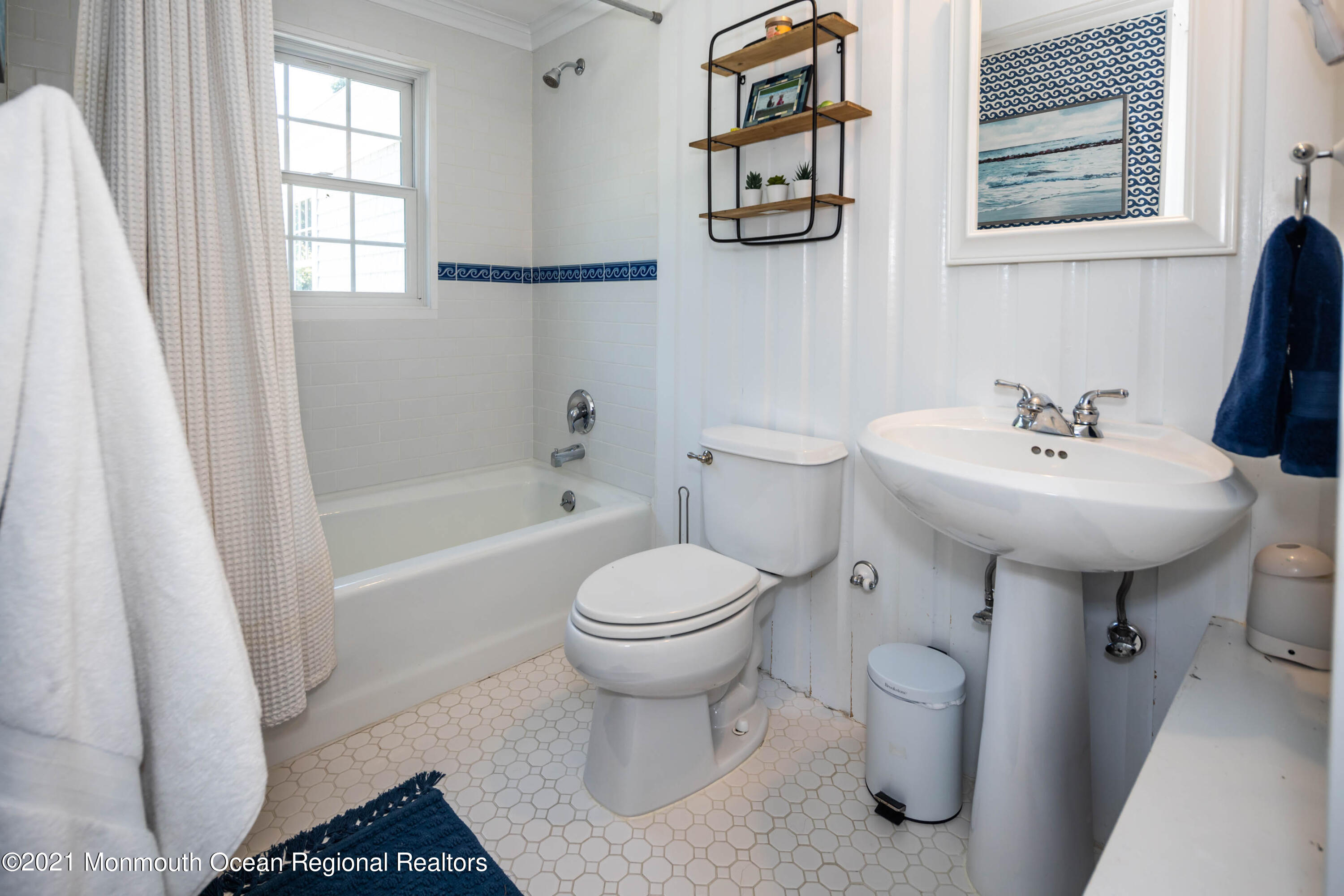 82 Rumson Road Rumson, NJ 07760 - Photo 51 of 64 51_Bathroom-2