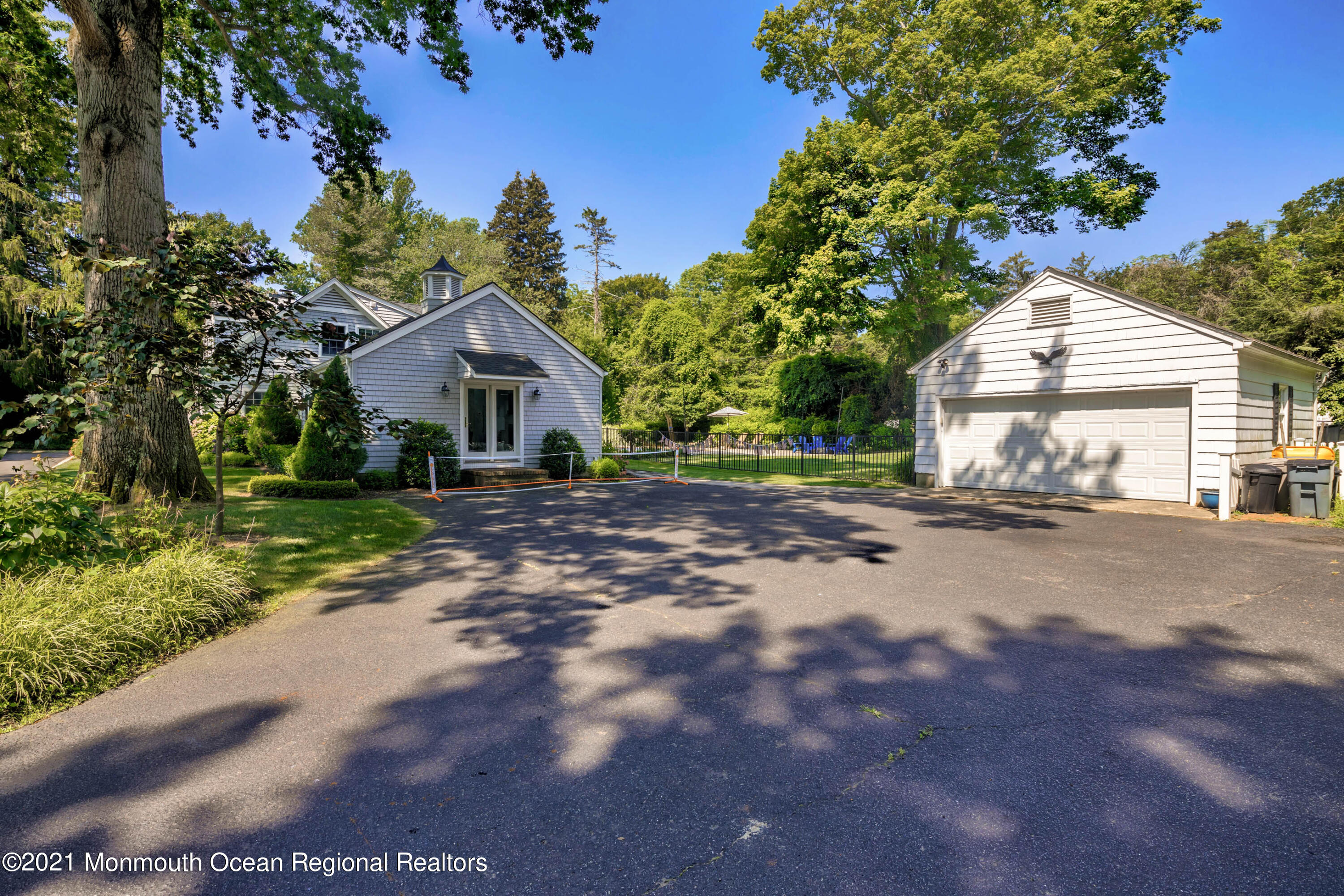 82 Rumson Road Rumson, NJ 07760 - Photo 7 of 64 07_Two Car Garage