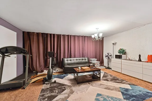 $440,000 | 351 South Dominion Drive, Wood Dale, IL 60191