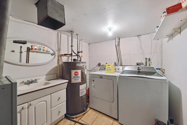 $440,000 | 351 South Dominion Drive, Wood Dale, IL 60191