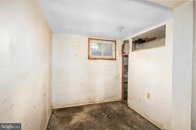 $305,000 | 5309 Chesapeake Road, Hyattsville, MD 20781