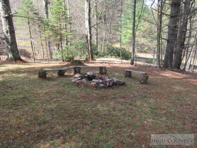 4908 Castle Ford Road Boone, NC 28607 - Photo 4 of 32 Gallery Image 4