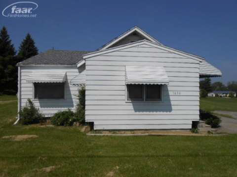 1616 South Graham Road Flint, MI 48532 - Photo 1 of 16 20357852.JPG