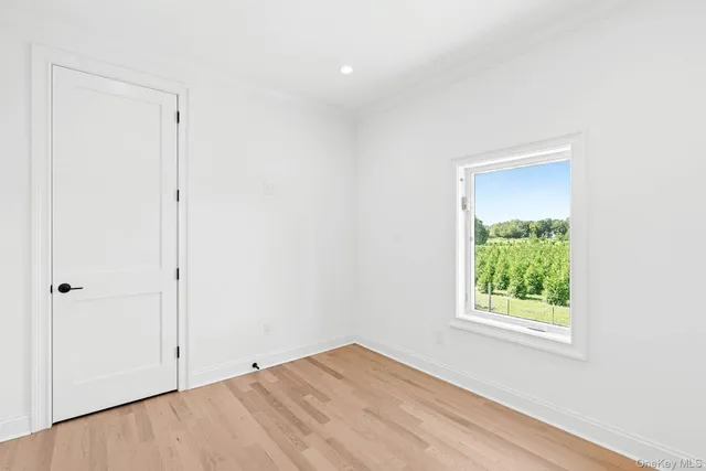 $1,895,000 | 1900 Gillette Drive, East Marion, NY 11939