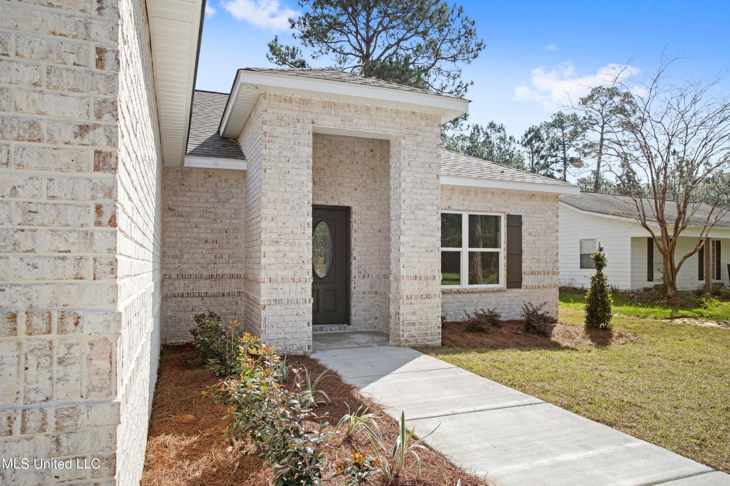 8214 Martin Bluff Road Gautier, MS 39553 - Photo 29 of 38 pko5oowxq1