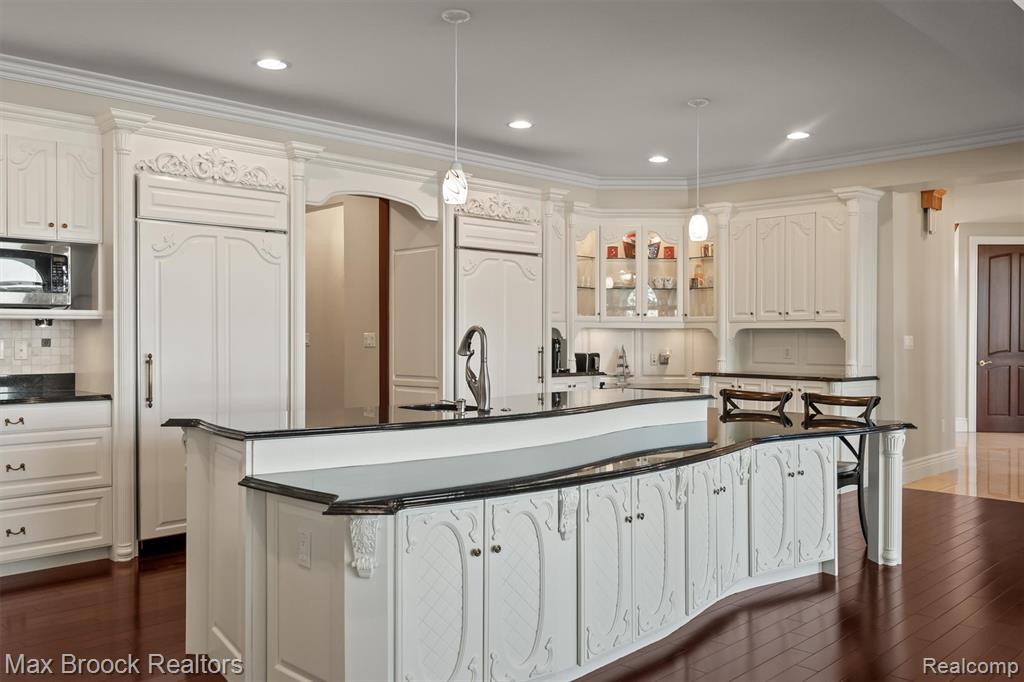 4764 Dow Ridge Road West Bloomfield, MI 48324 - Photo 22 of 97