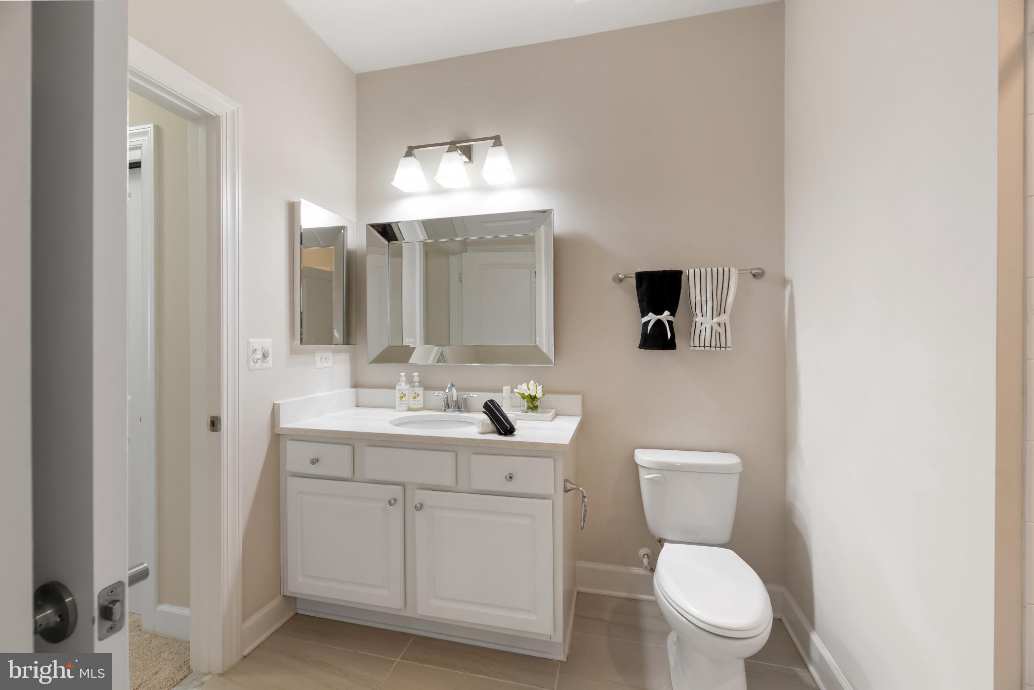 10520 Resort Road, Unit 106 Ellicott City, MD 21042 - Photo 19 of 41 Bathroom