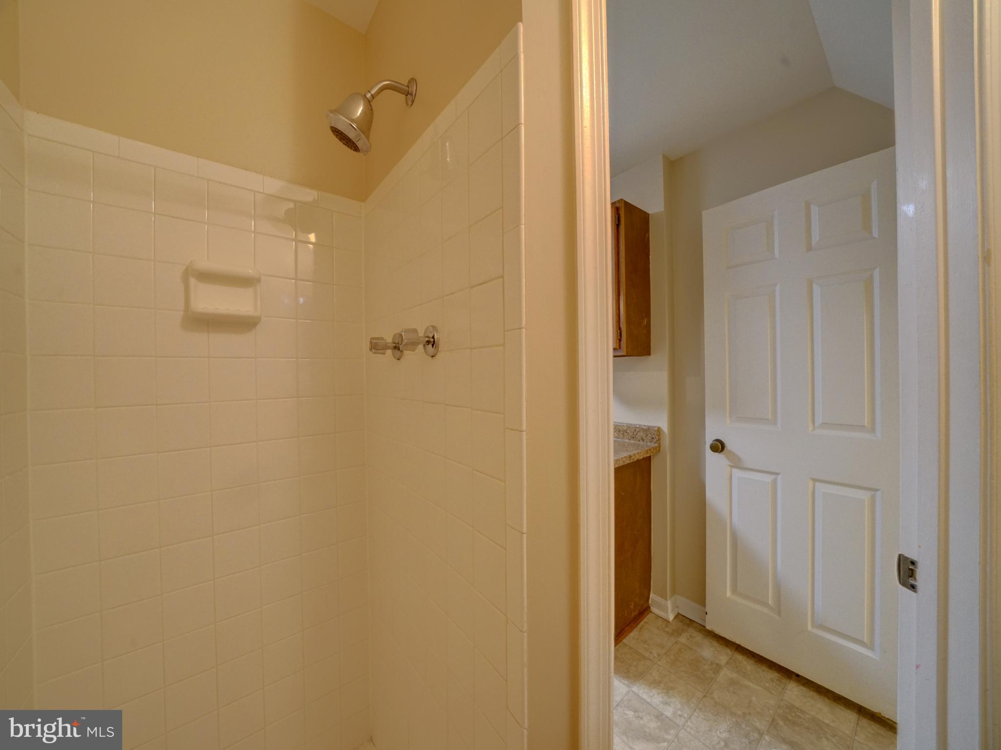 9832 Whiskey Run Laurel, MD 20723 - Photo 20 of 39