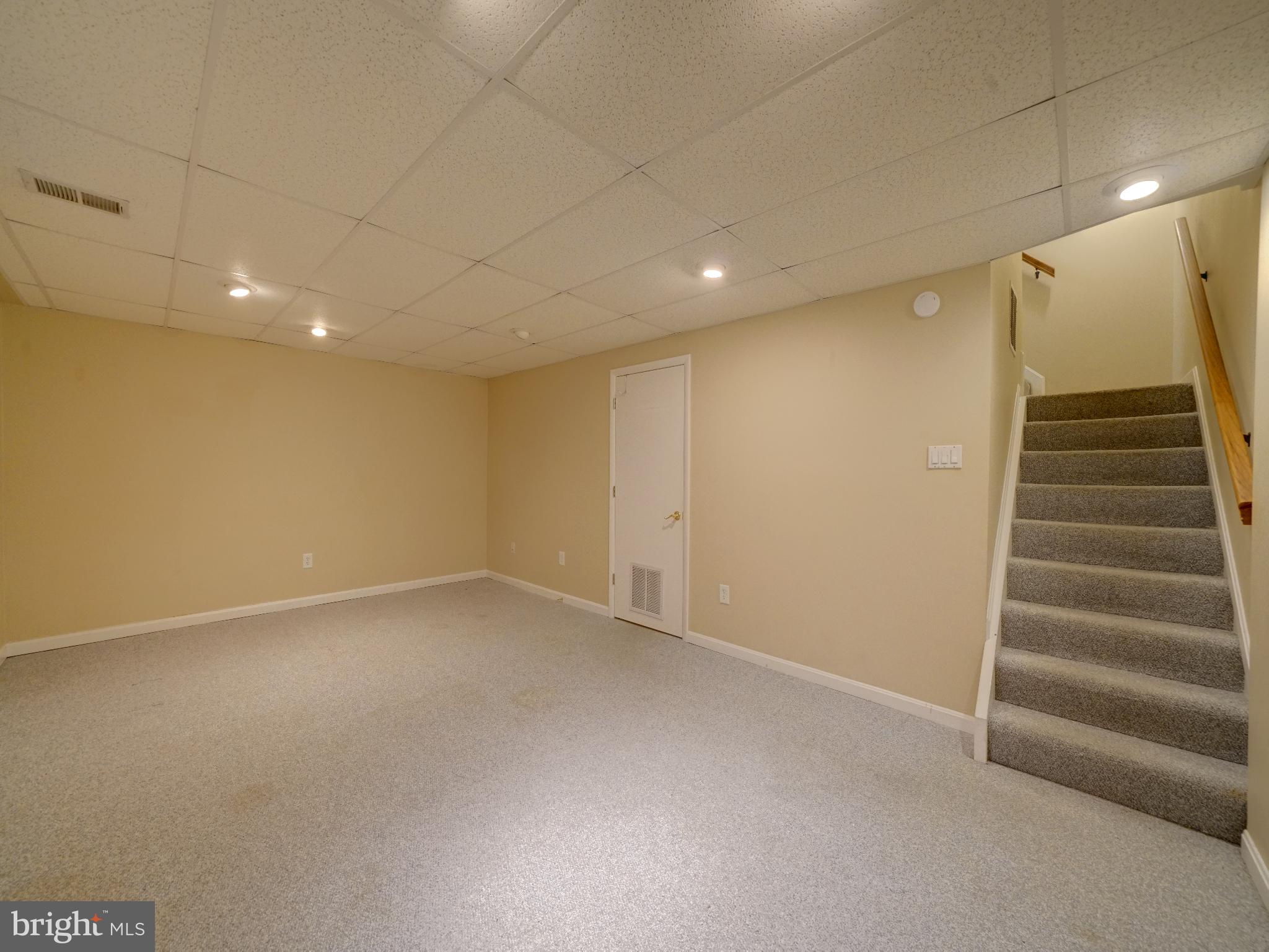 9832 Whiskey Run Laurel, MD 20723 - Photo 34 of 39