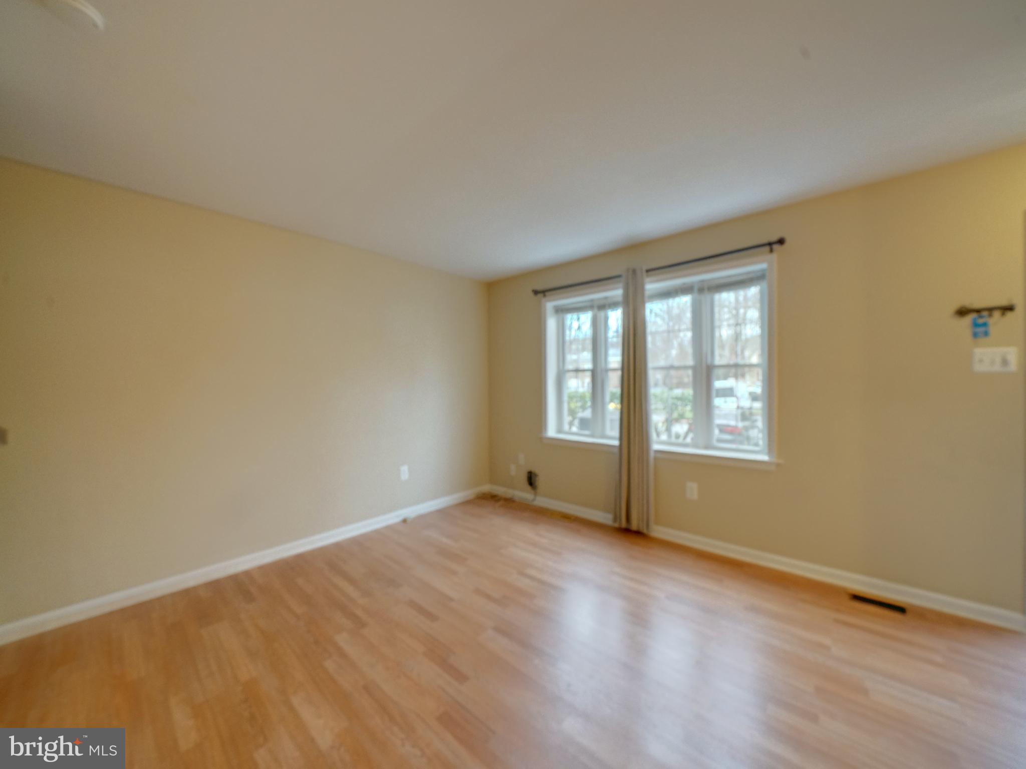 9832 Whiskey Run Laurel, MD 20723 - Photo 8 of 39