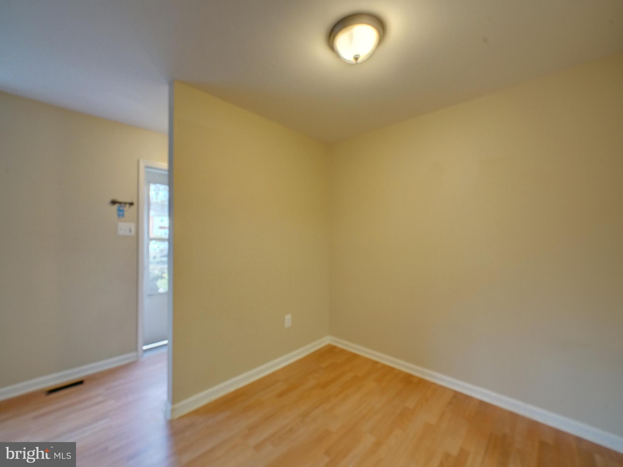 9832 Whiskey Run Laurel, MD 20723 - Photo 10 of 39