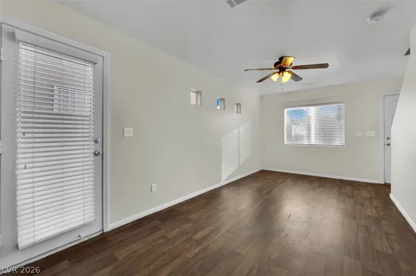 $1,695 | 5243 Los Pinos Street, Las Vegas, NV 89122
