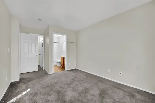 $1,695 | 5243 Los Pinos Street, Las Vegas, NV 89122