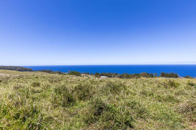 a view of a big room with an ocean