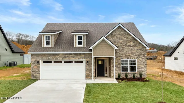 $603,900 | 7618 Drake Lane, Knoxville, TN 37924