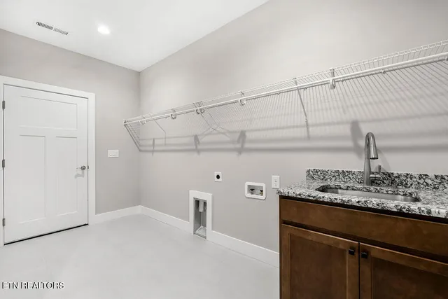 $603,900 | 7618 Drake Lane, Knoxville, TN 37924