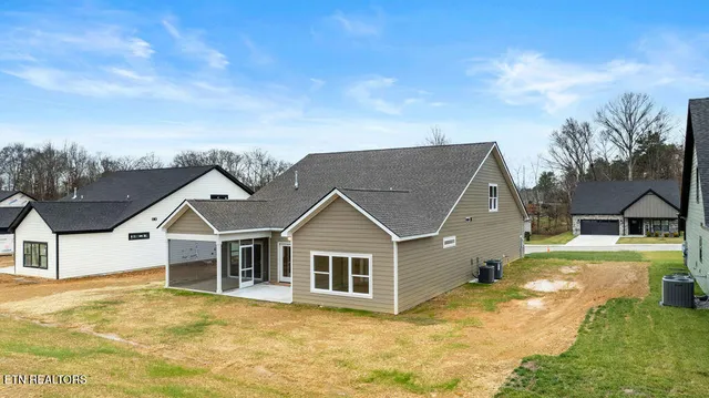 $603,900 | 7618 Drake Lane, Knoxville, TN 37924