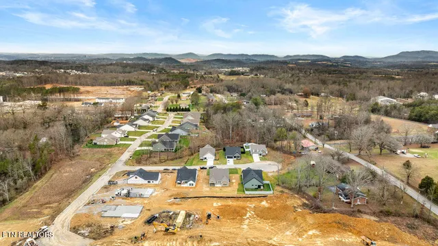 $603,900 | 7618 Drake Lane, Knoxville, TN 37924