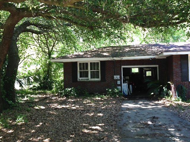 313 Wappoo Road Charleston, SC 29407 - Photo 19 of 24 Garage2