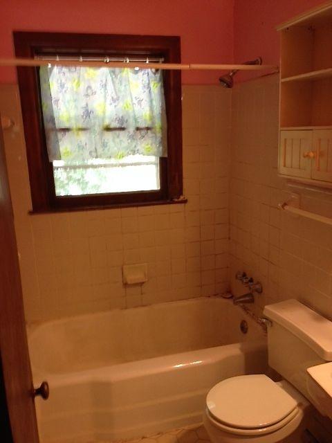 313 Wappoo Road Charleston, SC 29407 - Photo 10 of 24 Bathroom