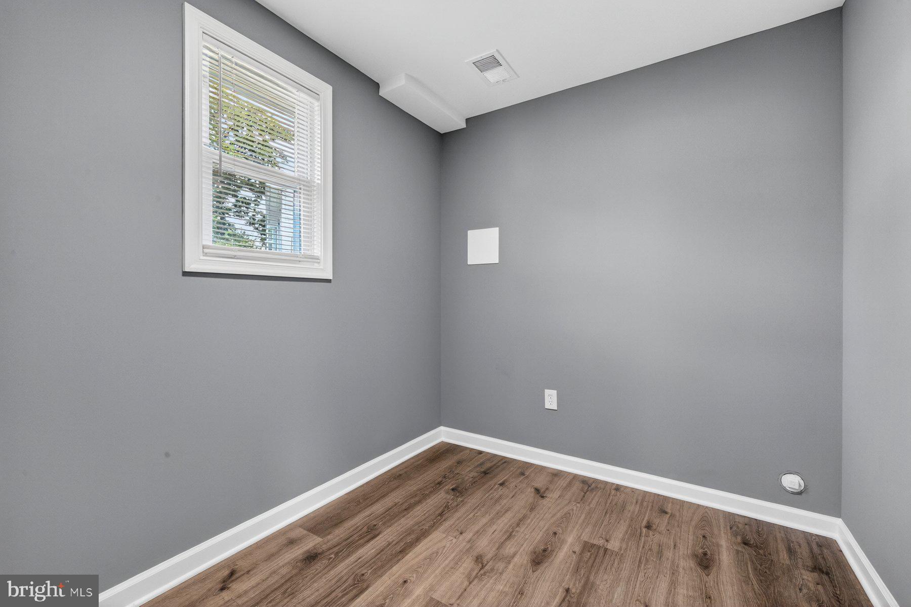 406 Silver Run Road Edgewater, MD 21037 - Photo 22 of 39
