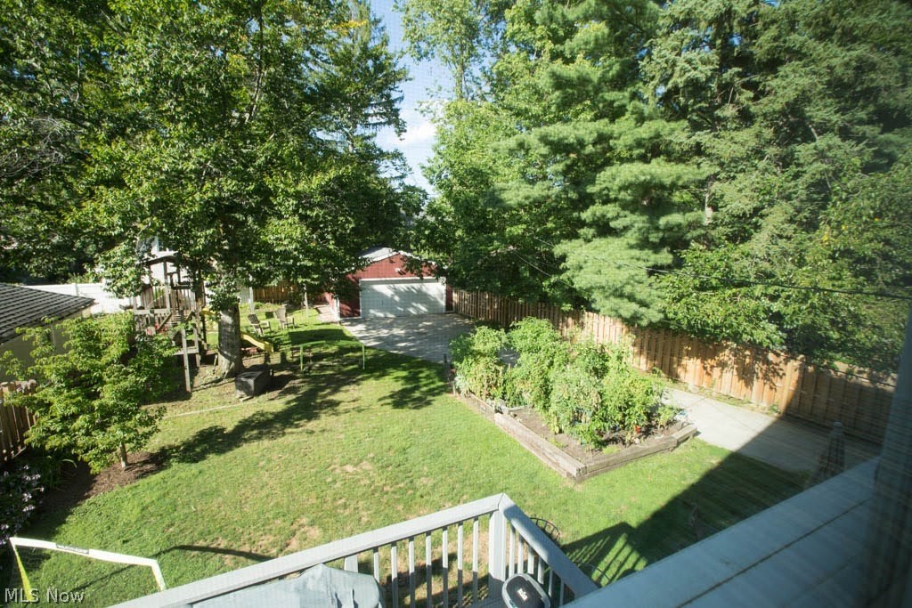 2925 Scarborough Road Cleveland, OH 44118 - Photo 18 of 31 Spacious backyard with deck and patio area.