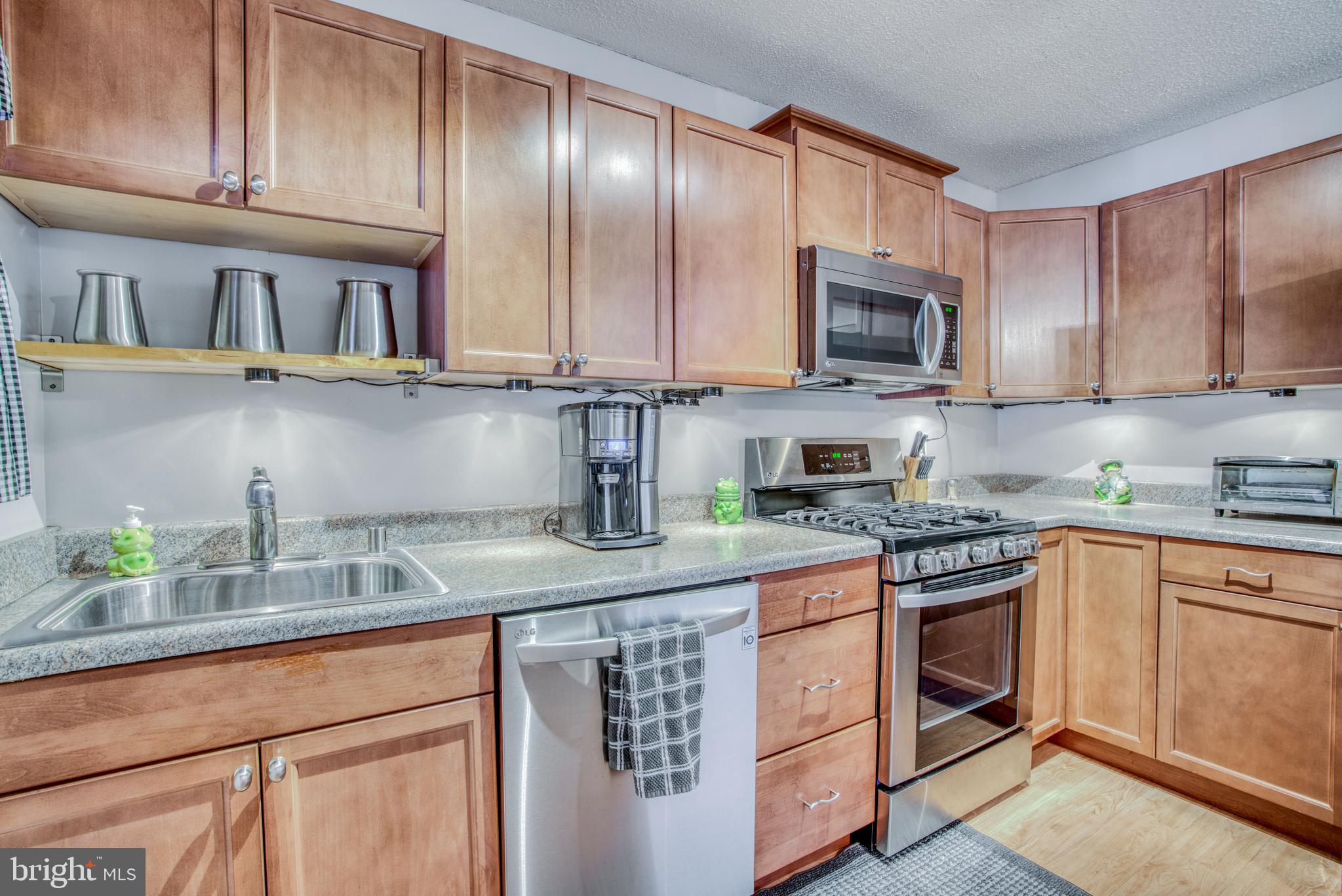 942 Middlesex Road Baltimore, MD 21221 - Photo 1 of 27 RENOVATED FOR THOSE AMAZING MEALS & GATHERINGS!