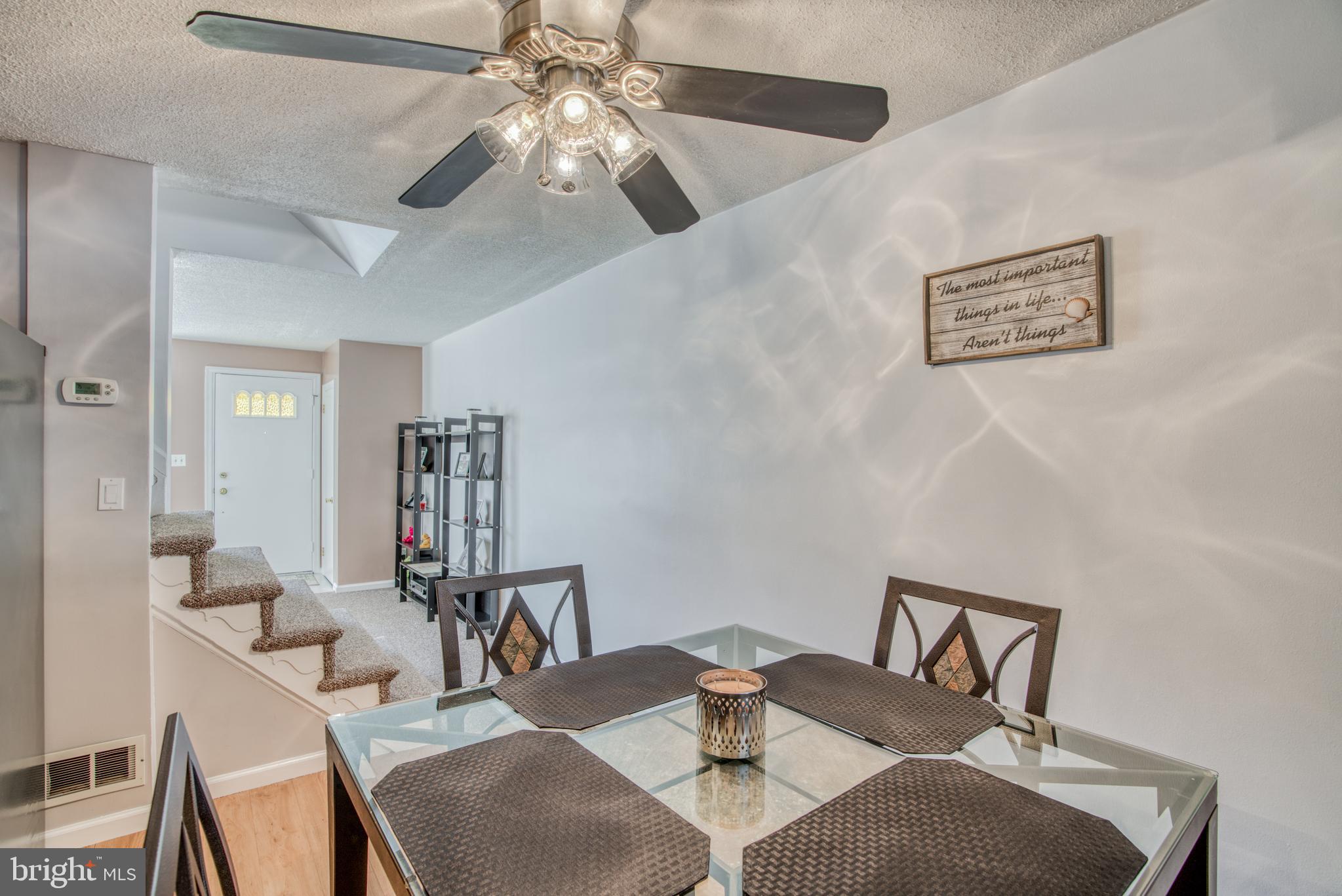 942 Middlesex Road Baltimore, MD 21221 - Photo 8 of 27 OPEN DINING ROOM