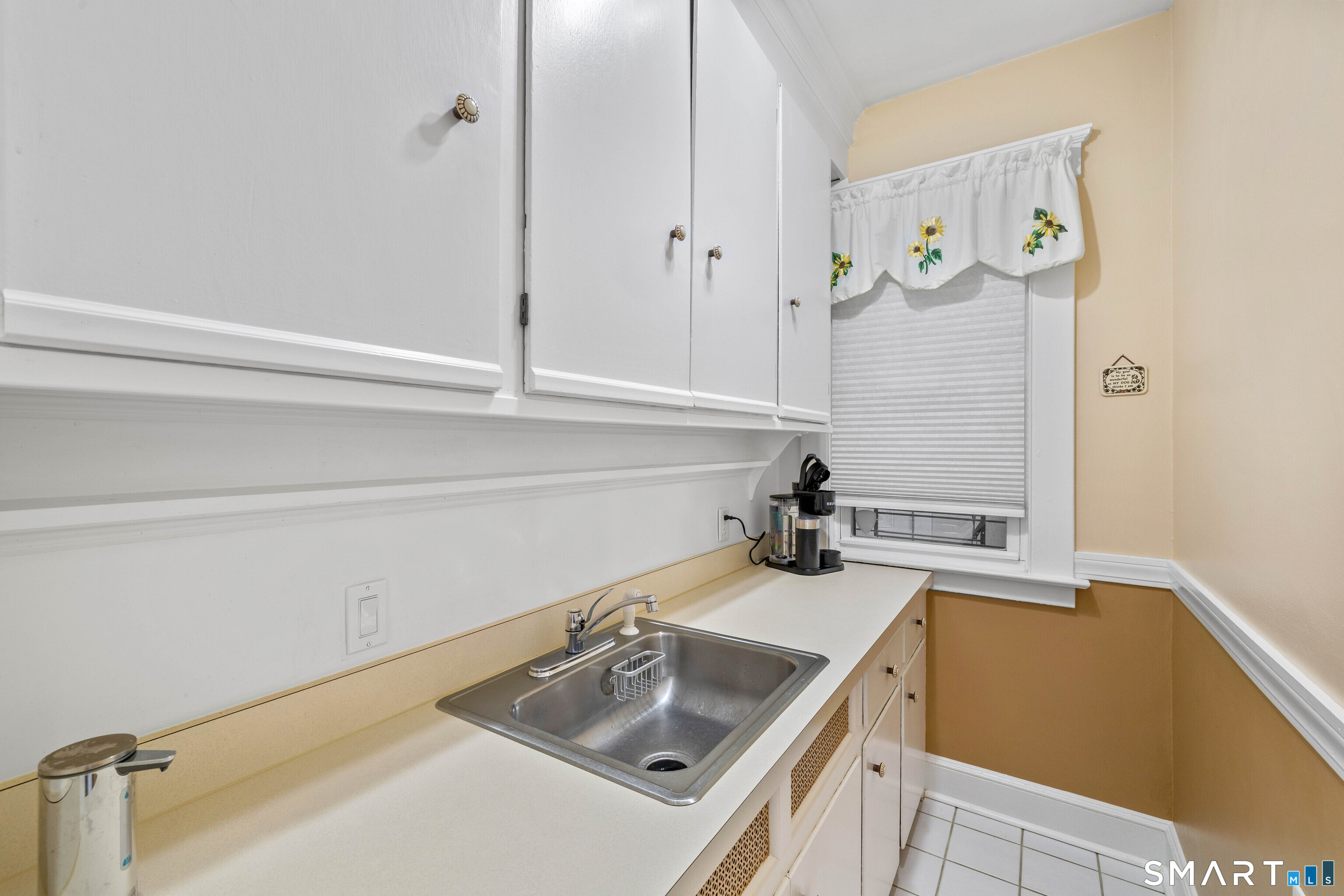 1857 State Street, Unit 1 Hamden, CT 06517 - Photo 11 of 24