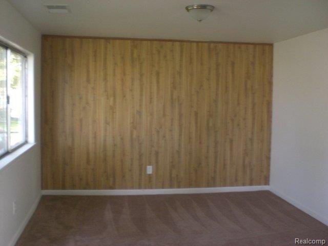6941 Beech Daly Road Taylor, MI 48180 - Photo 4 of 4 261-892600-living