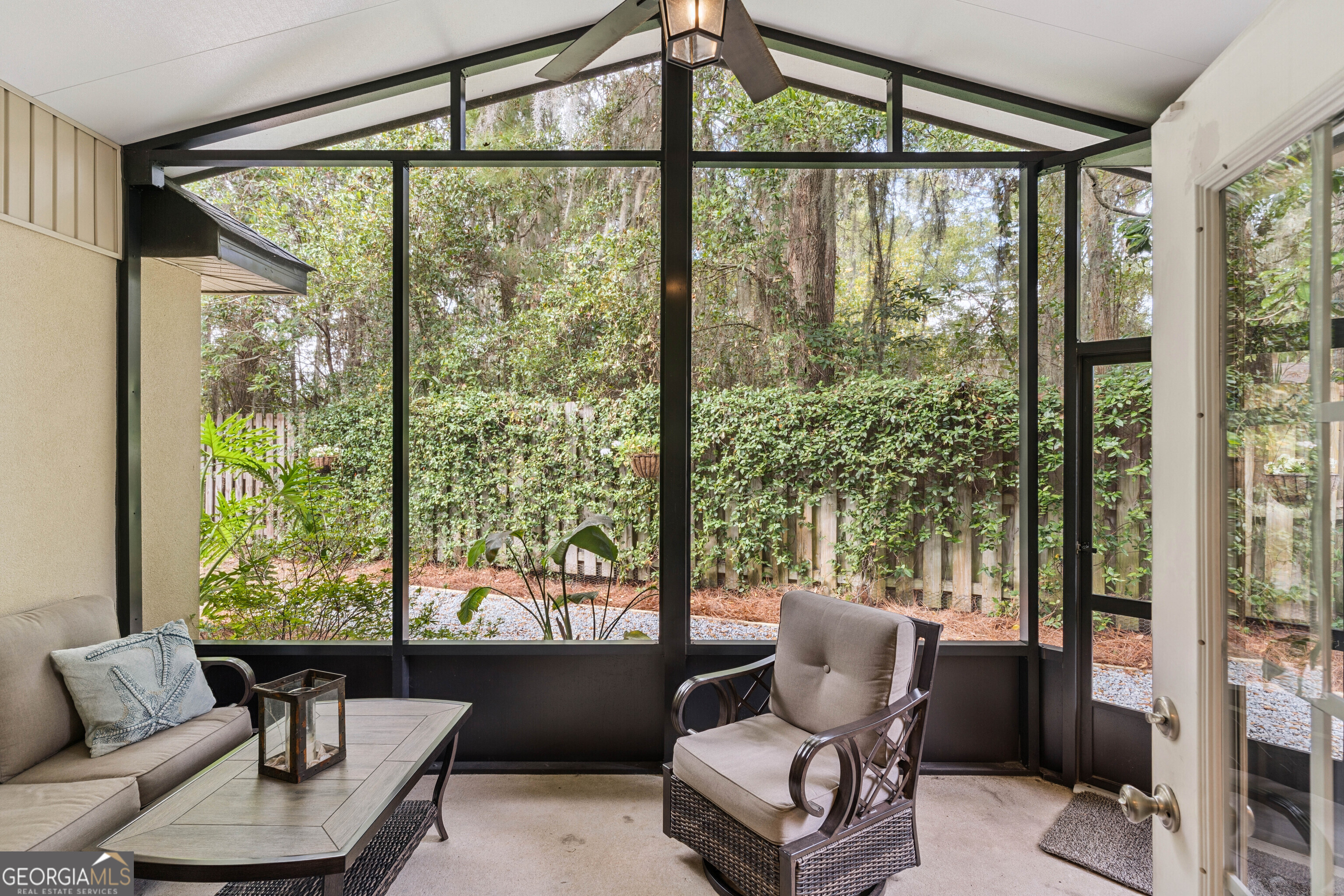 41 Simonton Lane St. Simons Island, GA 31522 - Photo 28 of 28 a living room with furniture and a window