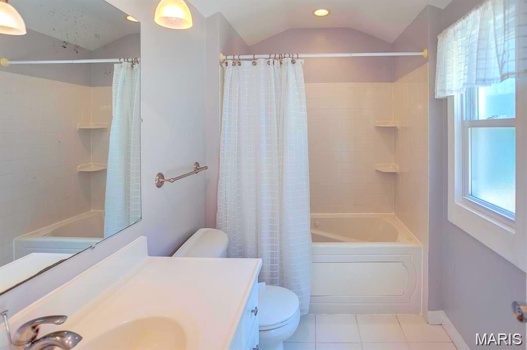 126 South Meridian Road Glen Carbon, IL 62034 - Photo 9 of 22