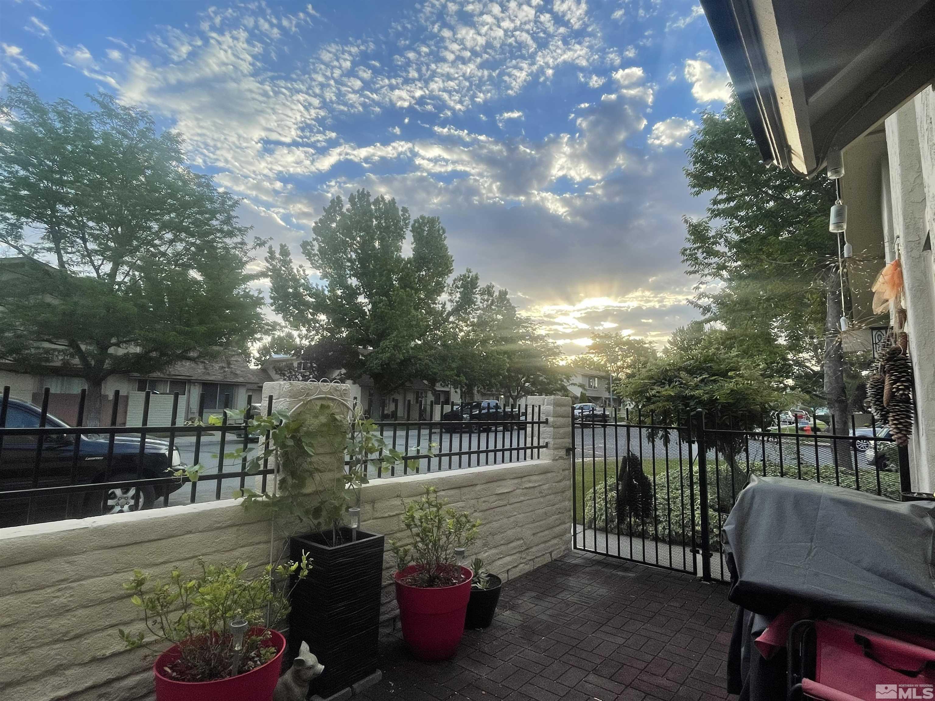29 Condor Circle Carson City, NV 89701 - Photo 24 of 28 a garden view with a seating space