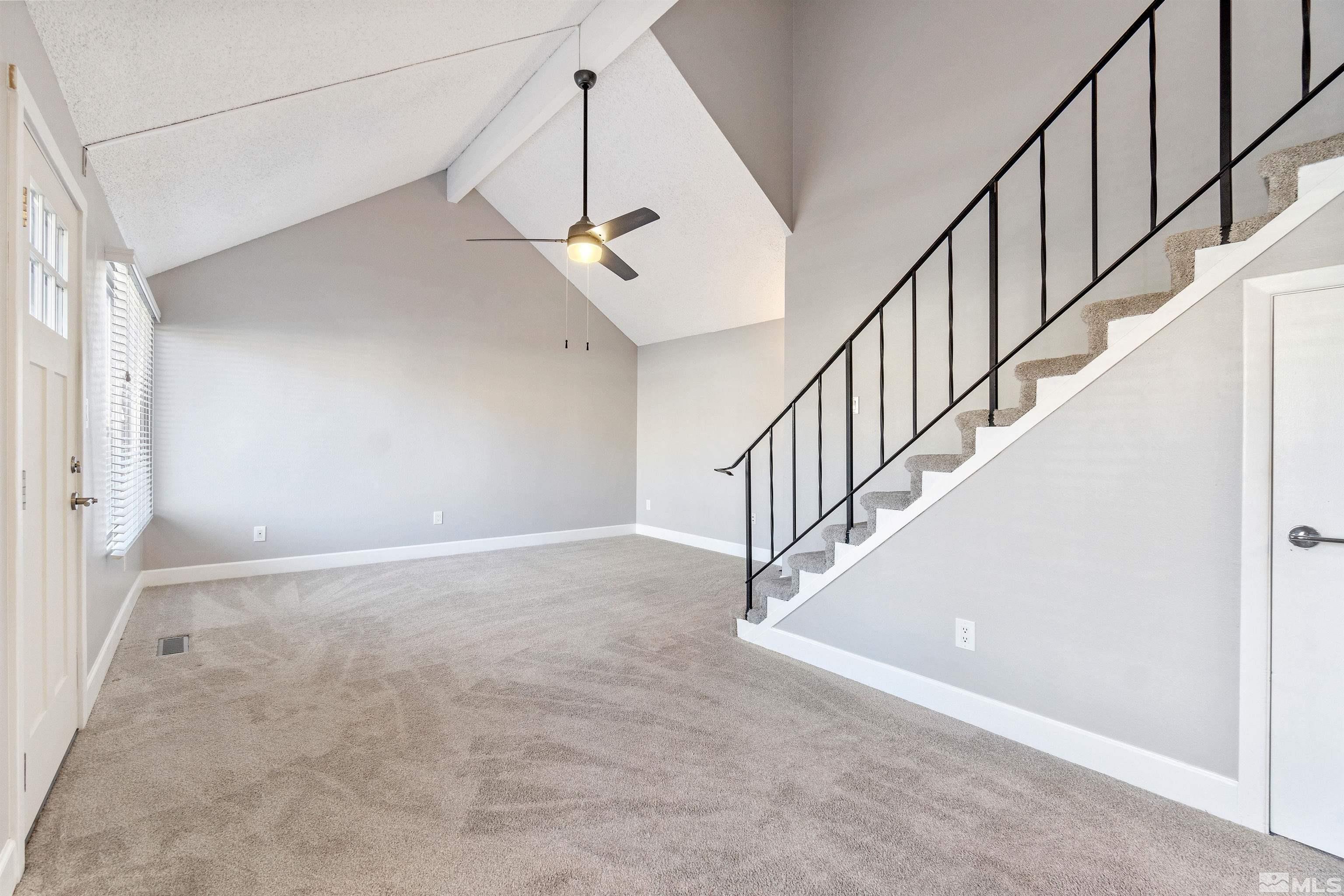 29 Condor Circle Carson City, NV 89701 - Photo 6 of 28 a view of entryway