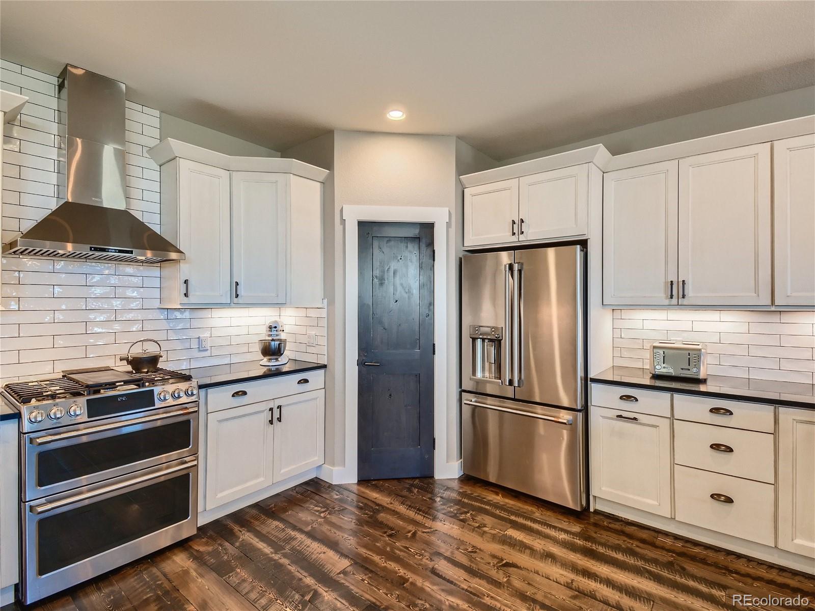 7333 Plowsher Way Morrison, CO 80465 - Photo 6 of 31