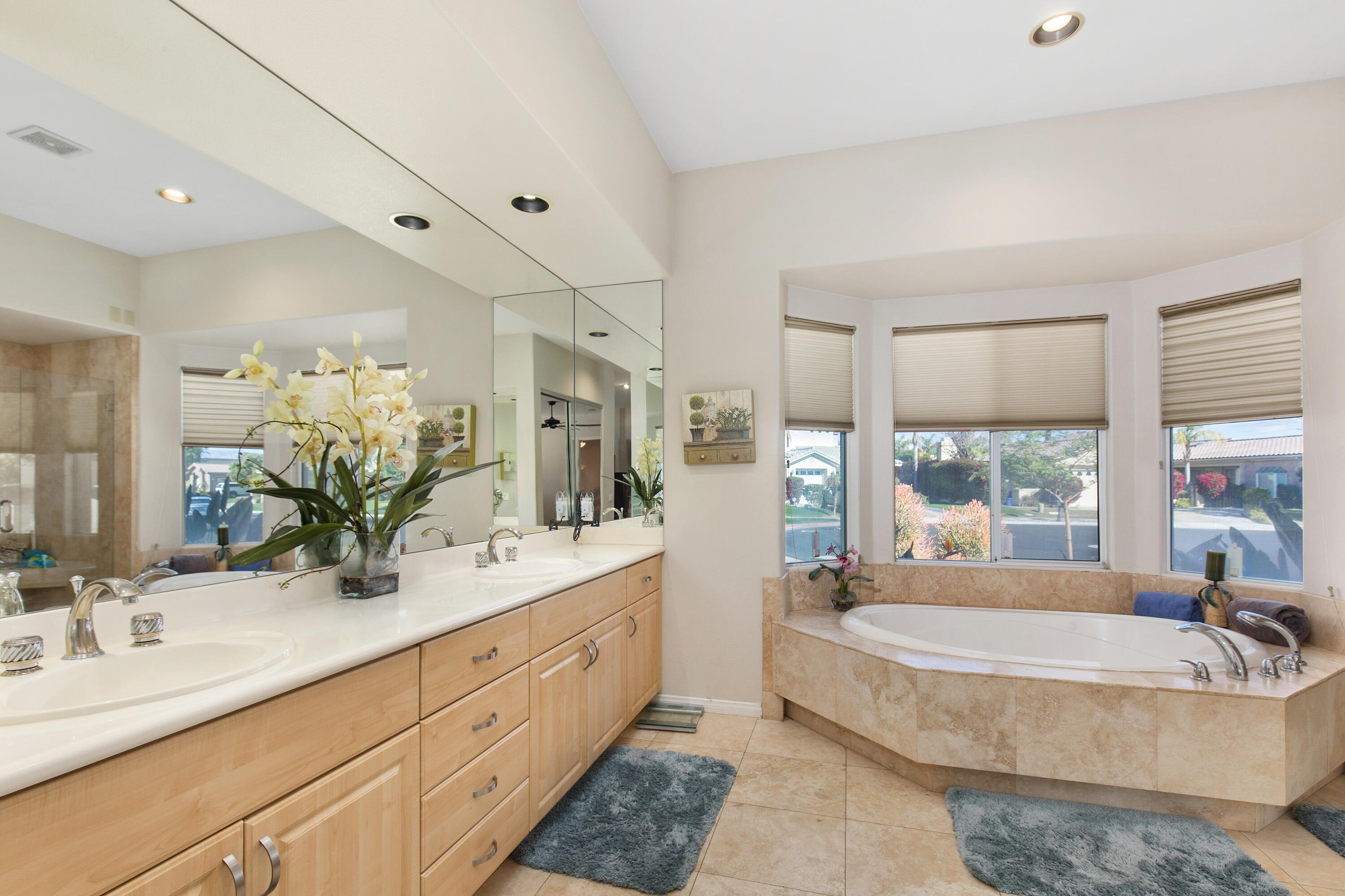 7 Channel Court Rancho Mirage, CA 92270 - Photo 27 of 44 27_11314725_166694_166694-EI-127