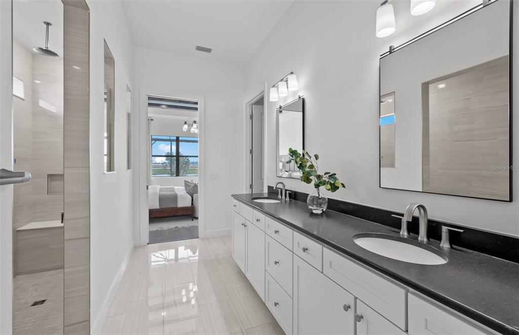 4933 Del Rey Cove Lakewood Ranch, FL 34211 - Photo 14 of 17
