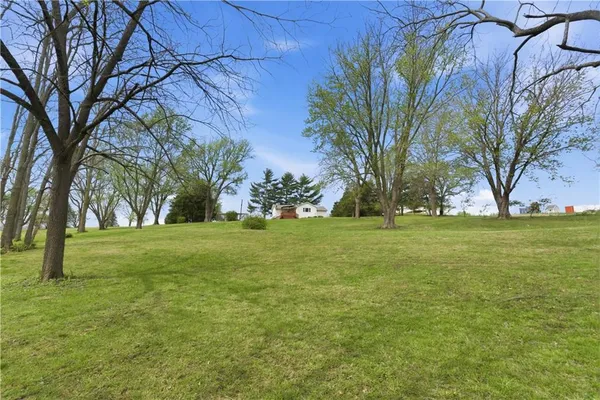 $375,000 | 34372 169th Street, Leavenworth, KS 66048