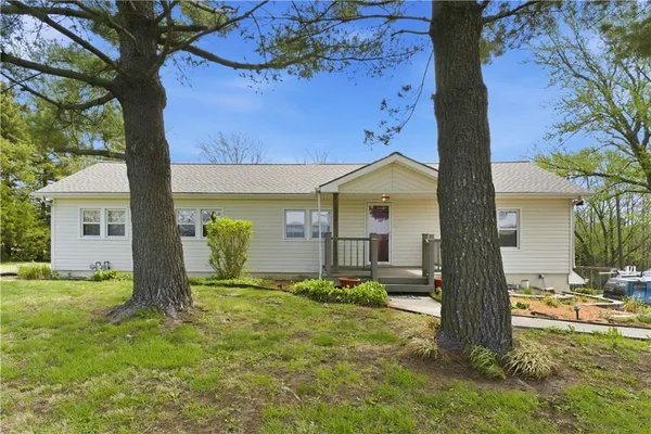 $385,000 | 169th Street, Leavenworth, KS 66048