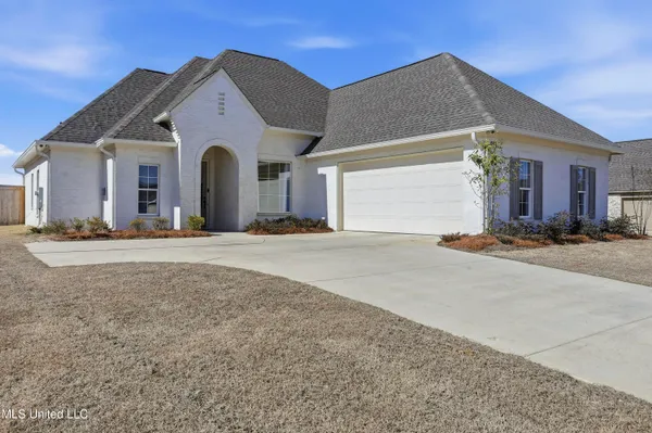 $362,999 | 481 Aurora Circle, Canton, MS 39046