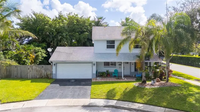 $750,000 | 4770 Southwest 57th Terrace, Davie, FL 33314