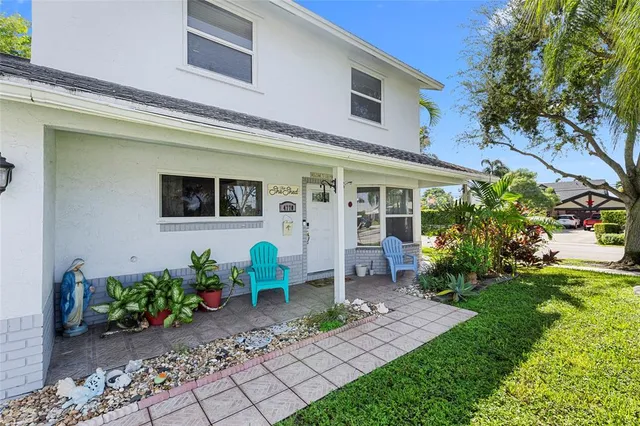 $750,000 | 4770 Southwest 57th Terrace, Davie, FL 33314