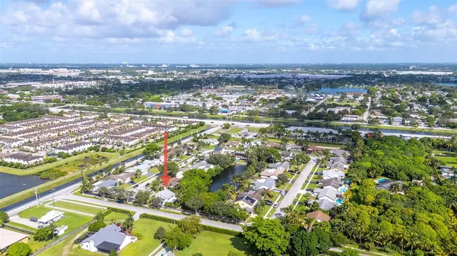 $750,000 | 4770 Southwest 57th Terrace, Davie, FL 33314