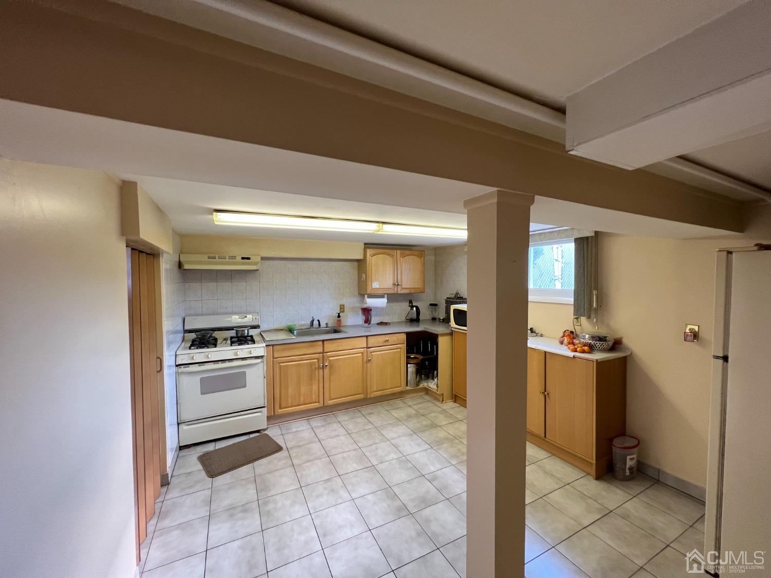 77 Preston Road Colonia, NJ 07067 - Photo 40 of 49 Gallery Image 40